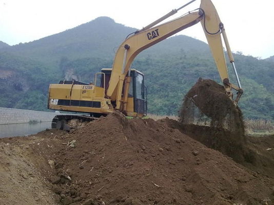 2002 ​Year 80.3kw 0.5cbm Bucket E120B Used CAT Excavator supplier