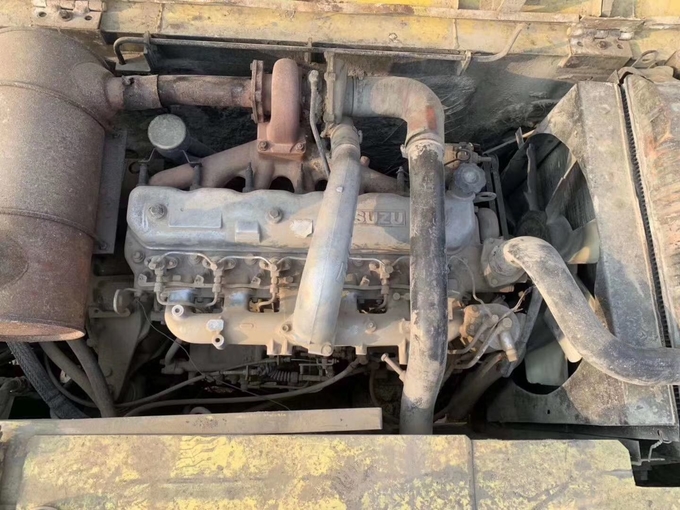 5.883L Displacement 0.7m3 Bucket SH200 Japan Excavator Second Hand 1